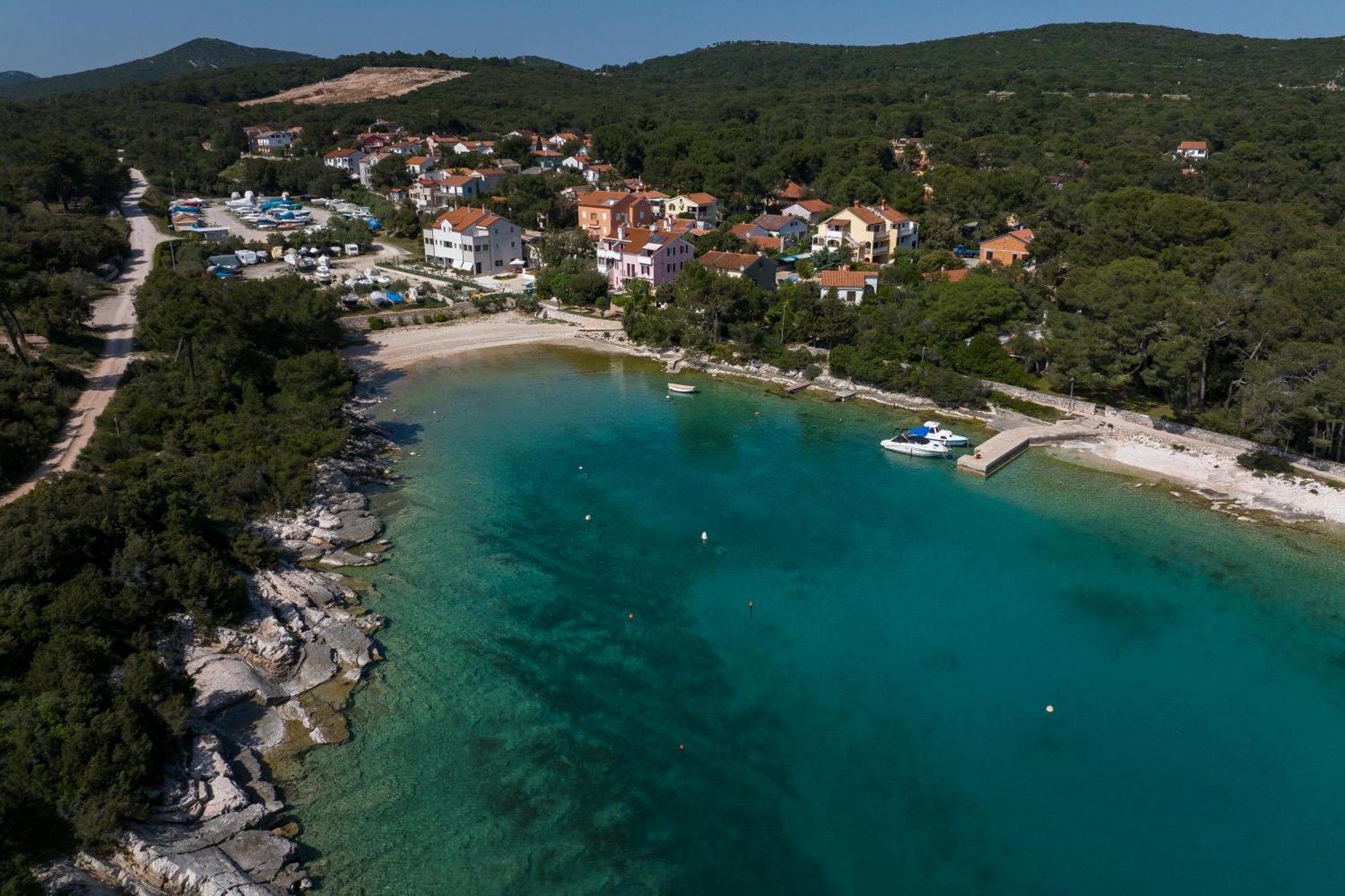 Apartments Divna Мали-Лошинь Экстерьер фото