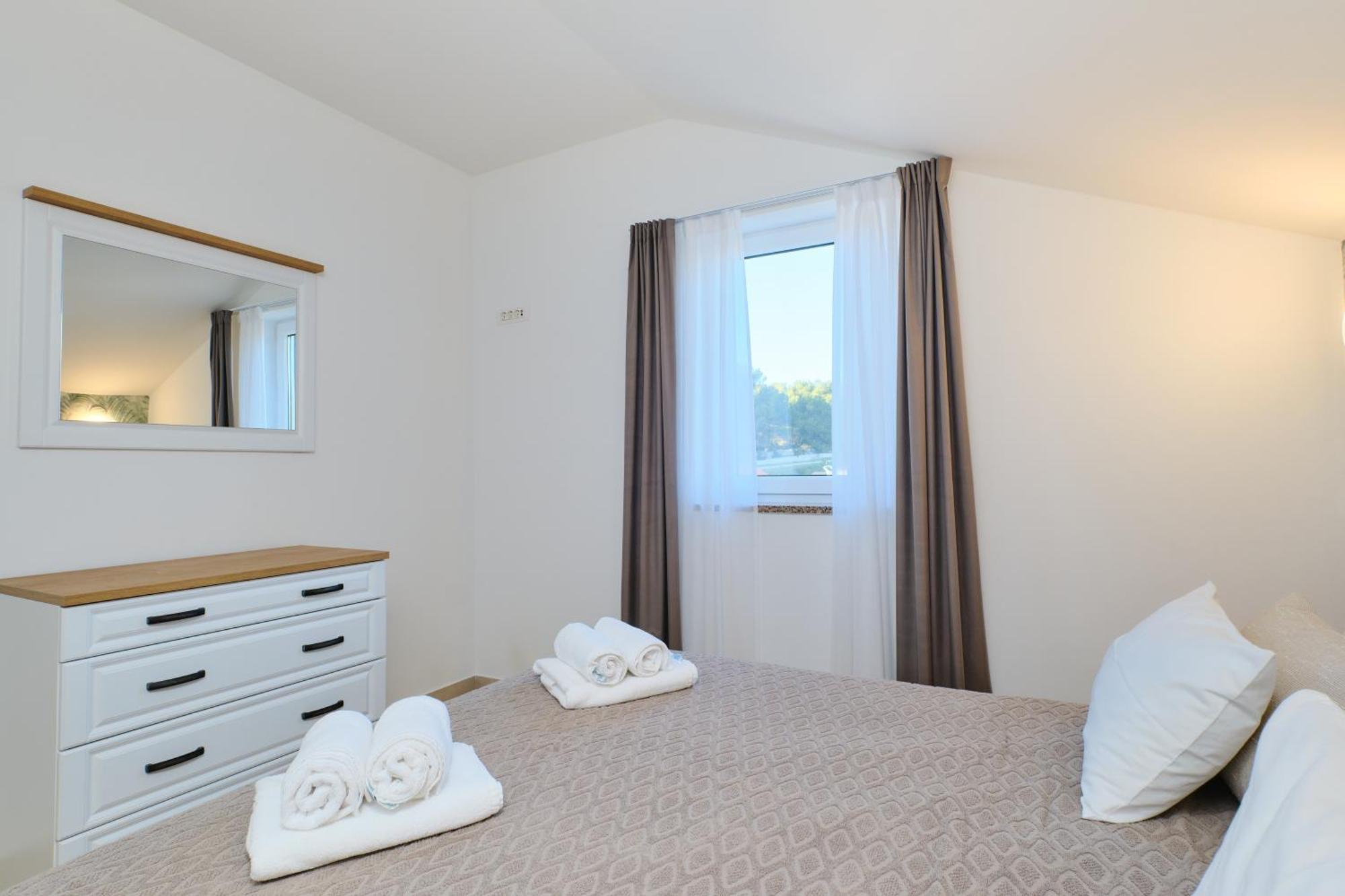 Apartments Divna Мали-Лошинь Экстерьер фото