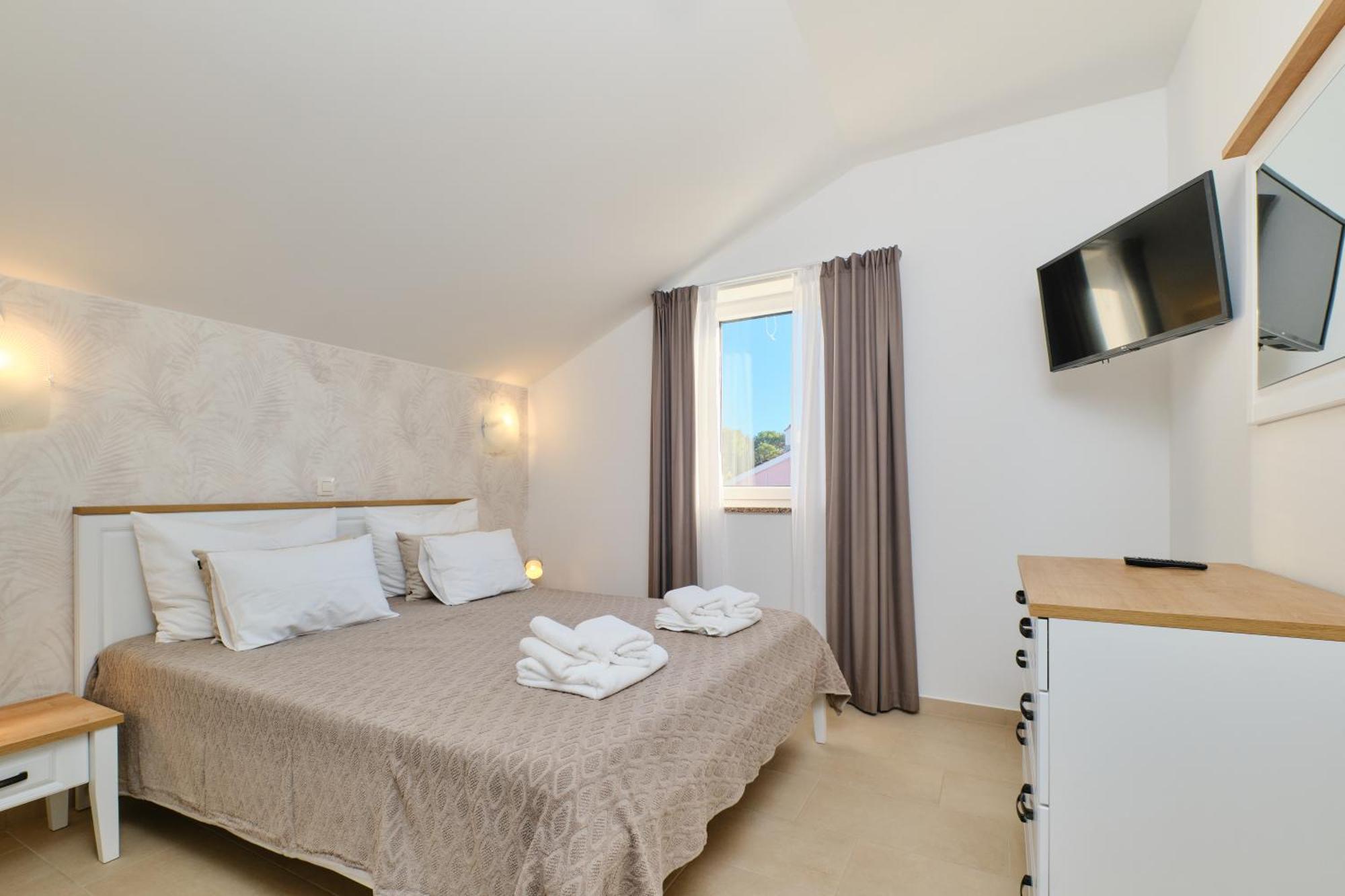 Apartments Divna Мали-Лошинь Экстерьер фото