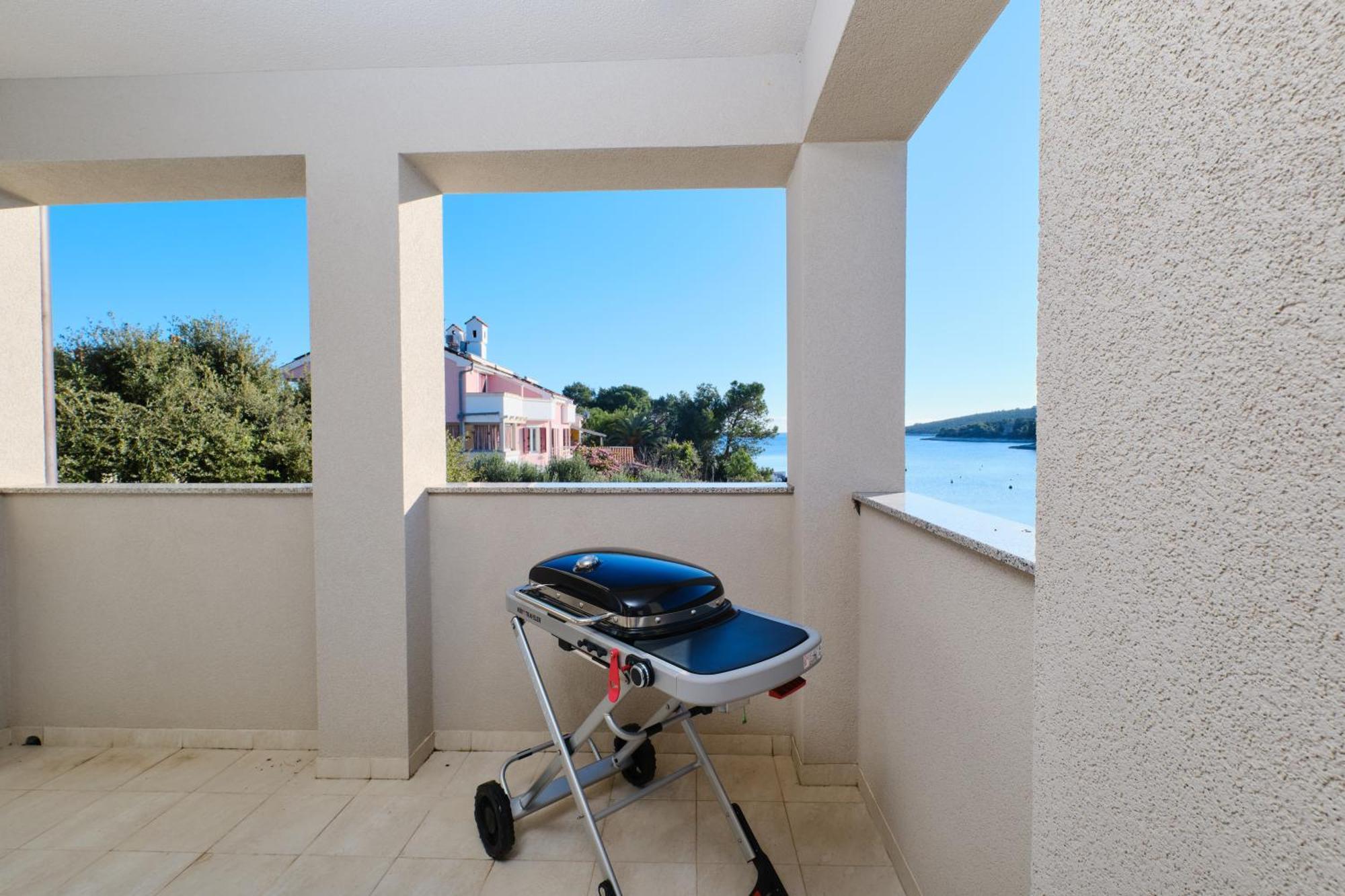 Apartments Divna Мали-Лошинь Экстерьер фото