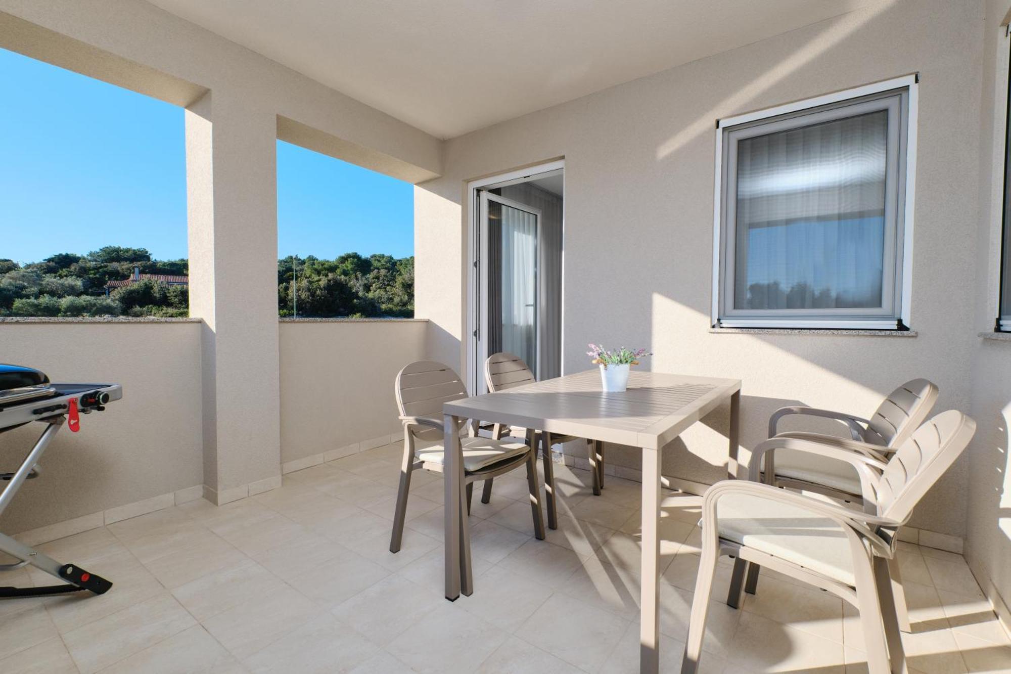 Apartments Divna Мали-Лошинь Экстерьер фото